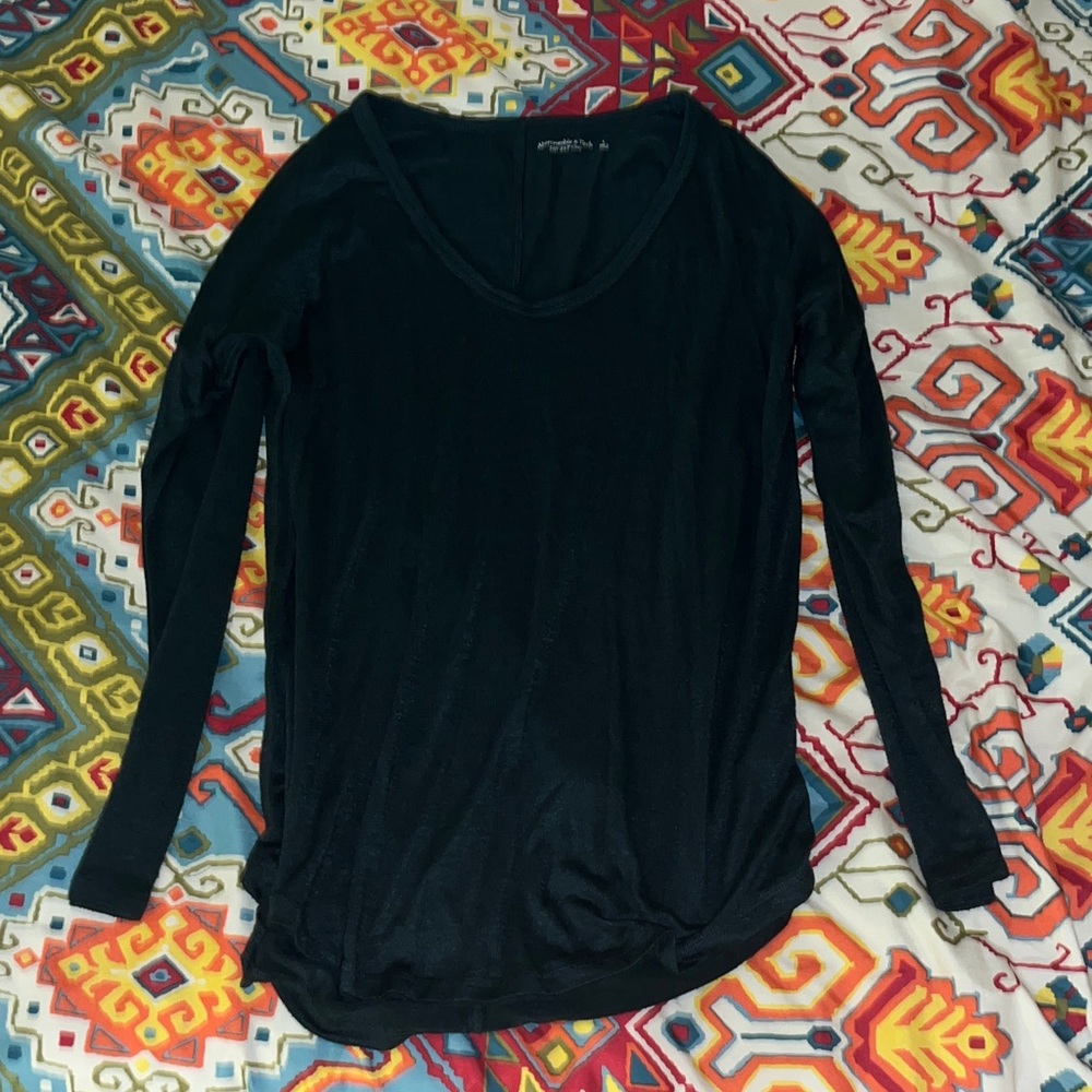 Women's Black Long Sleeve Top